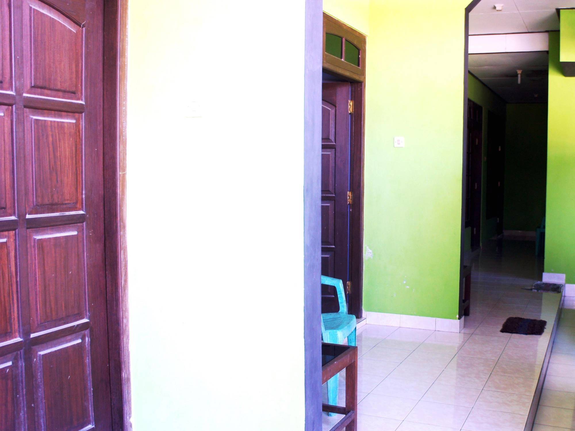 Bayu Murti Homestay Джокьякарта Экстерьер фото